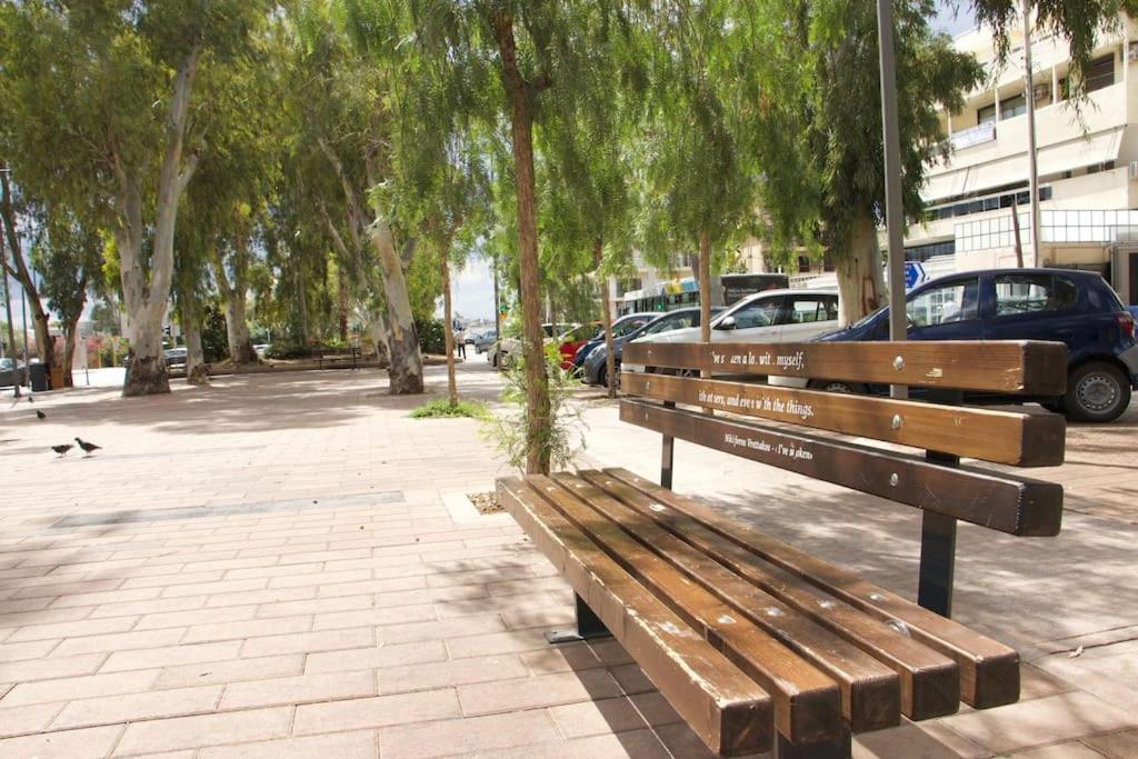 דירות אתונה Glyfada Path Of Poets מראה חיצוני תמונה
